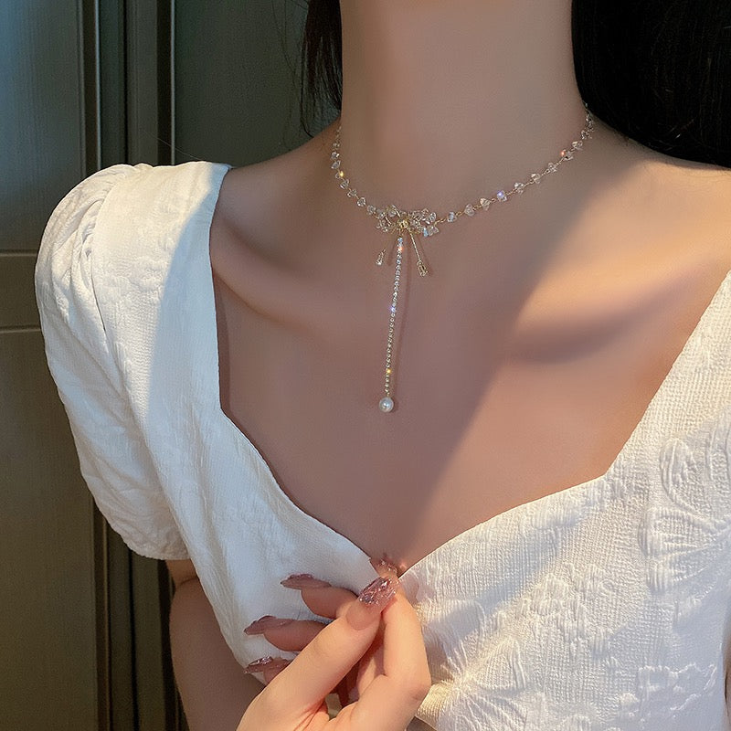 Crystal bow pendant necklace women's light luxury niche design sense 2022 new trendy high-end temperament necklace