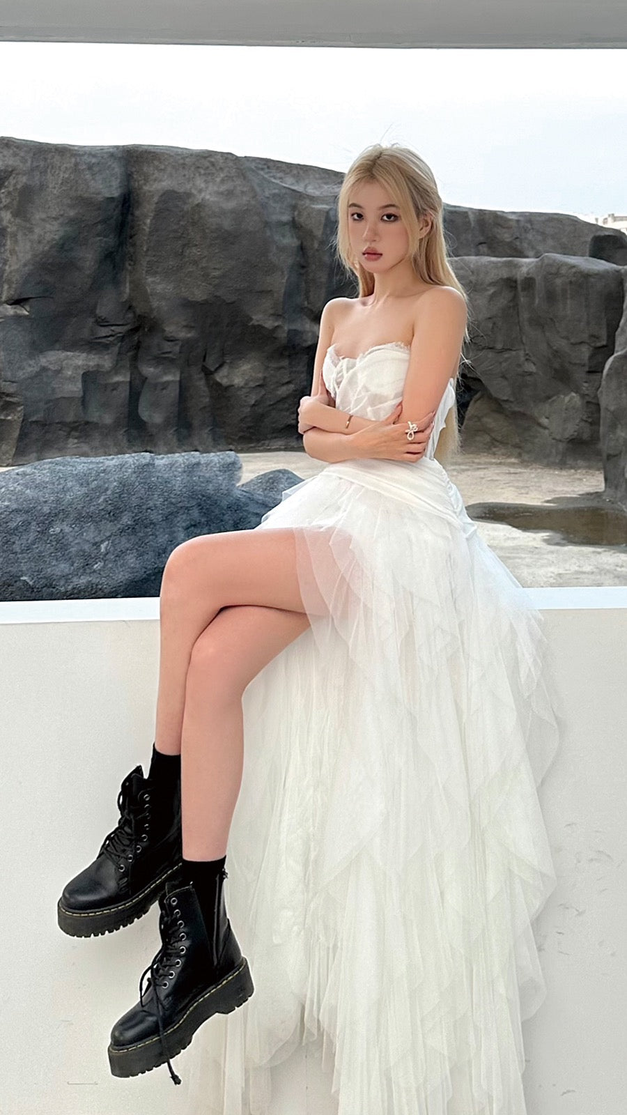 2023 new backless evening dress heavy industry herringbone mesh gauze lace dress tube top fairy tube top dress