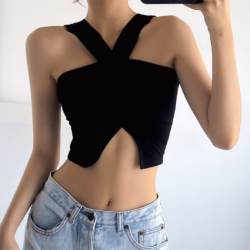 European and American sexy hanging neck camisole women's outerwear open back slit slim fit short section navel knitted top trendy
