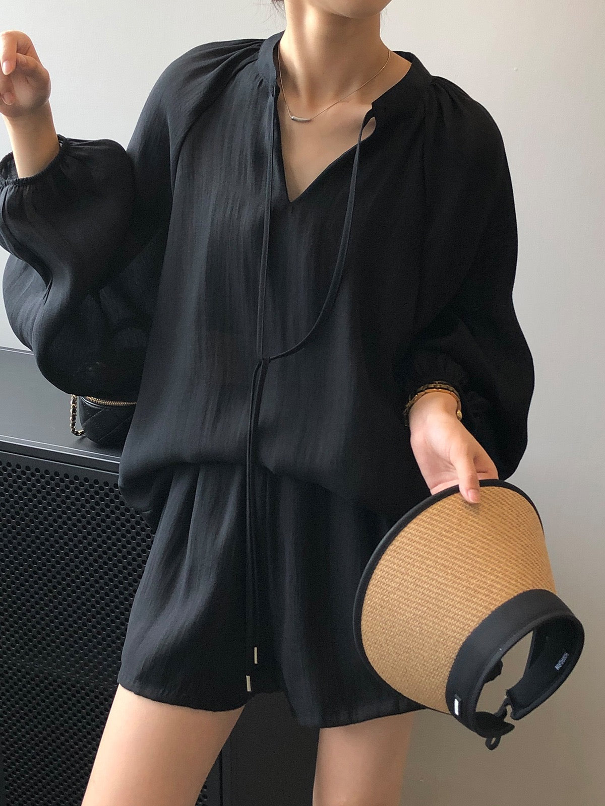 Korean Dongdaemun chic French retro gentle temperament long-sleeved shirt high waist wide-leg shorts casual suit female