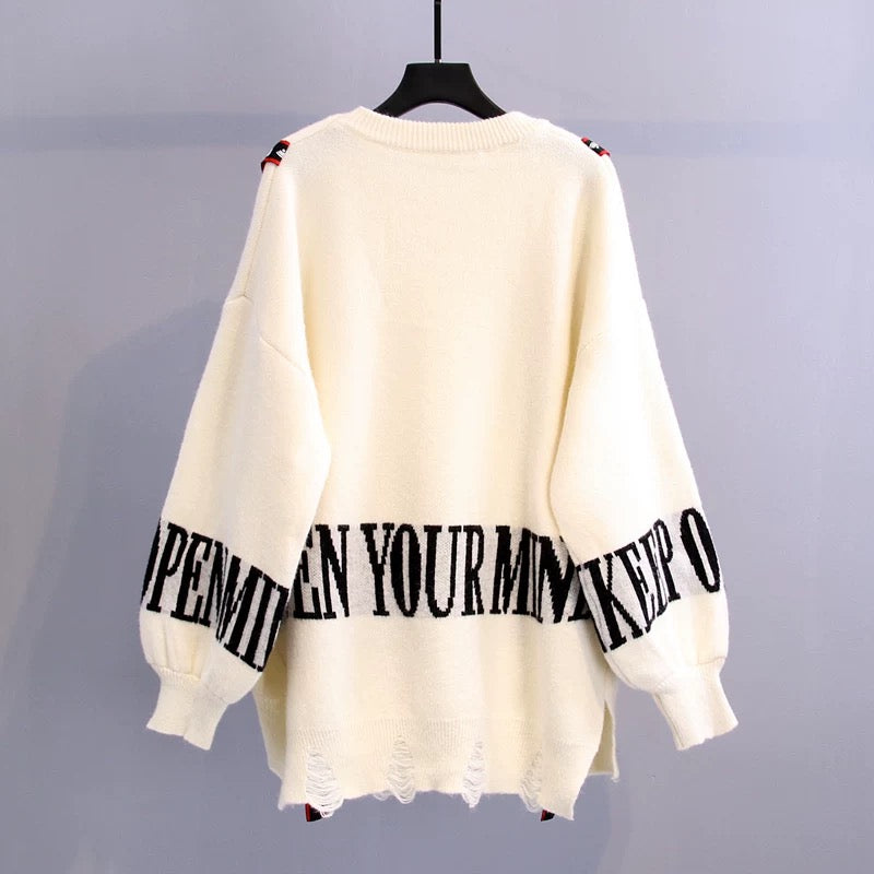 Western-style age-reducing pullover sweater women's loose outer wear 2022 new autumn and winter Korean version of the hole letter lace-up sweater