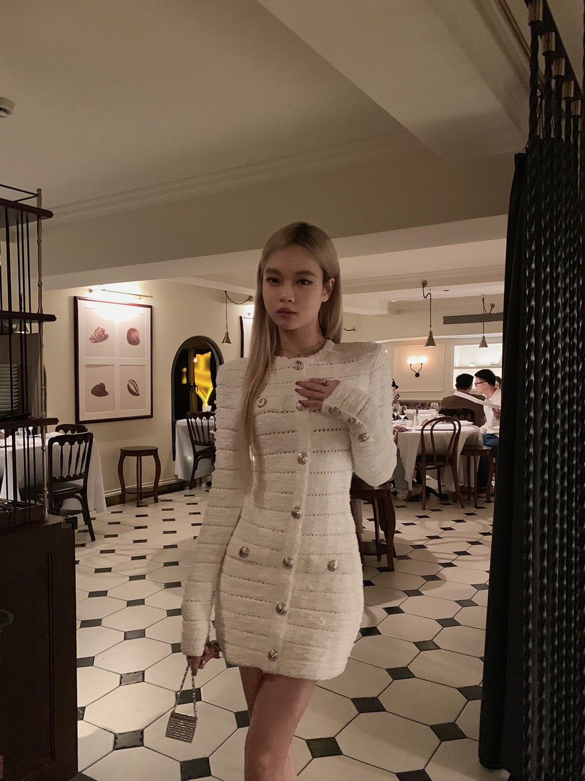 Good morning Fanfan heavy industry embossed skirt female autumn and winter self-cultivation slim and gentle French knitted dress with hips
