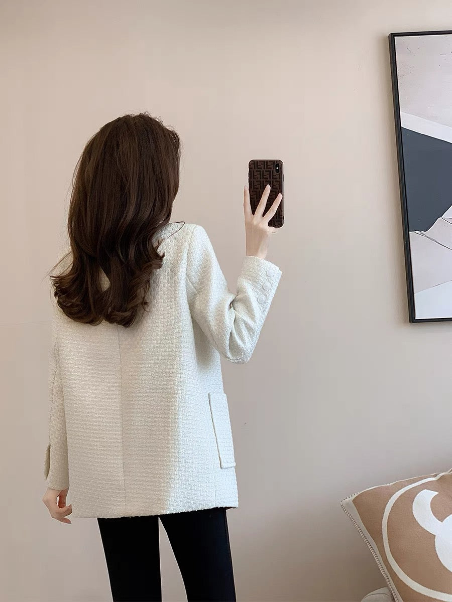 2022 early autumn clothing new Korean version of the temperament light mature style high-end fashion contrast color stitching casual suit jacket women