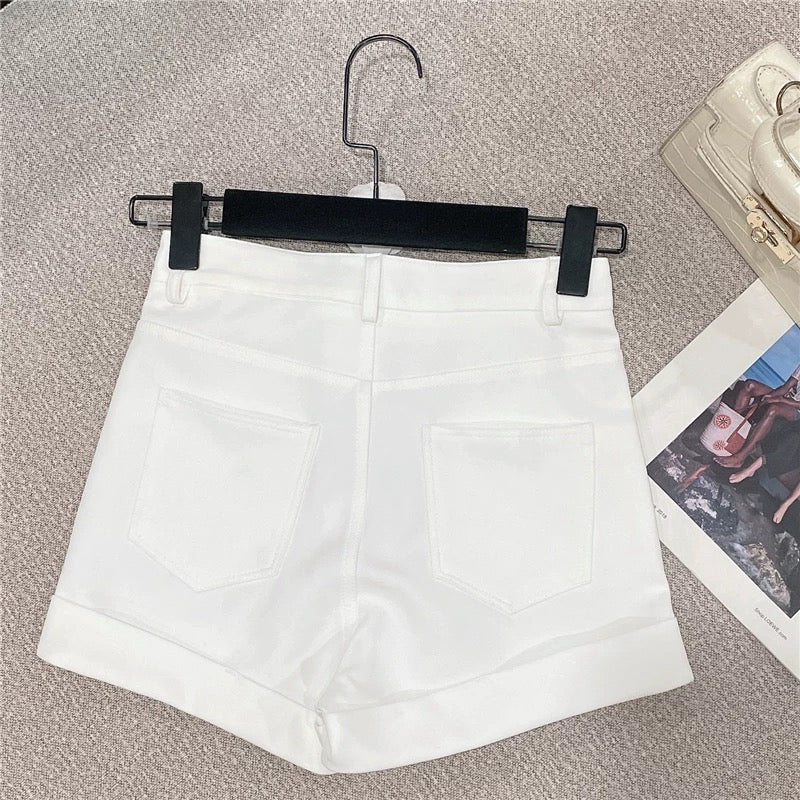 2022 summer new American street cool all-match Western style slimming solid color high waist sexy hot pants shorts women 1622