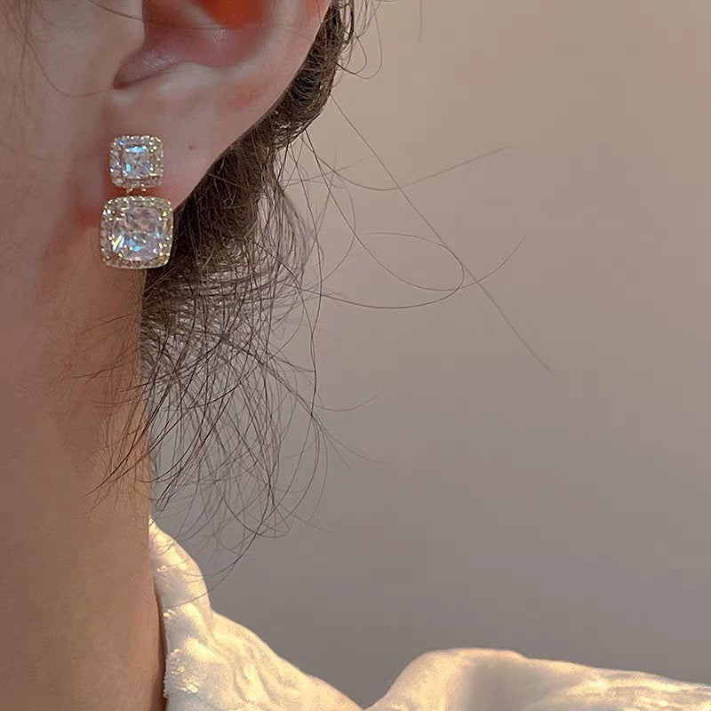 SUGAR exquisite zircon square earrings simple design small fragrance light luxury retro high-end atmosphere earrings women
