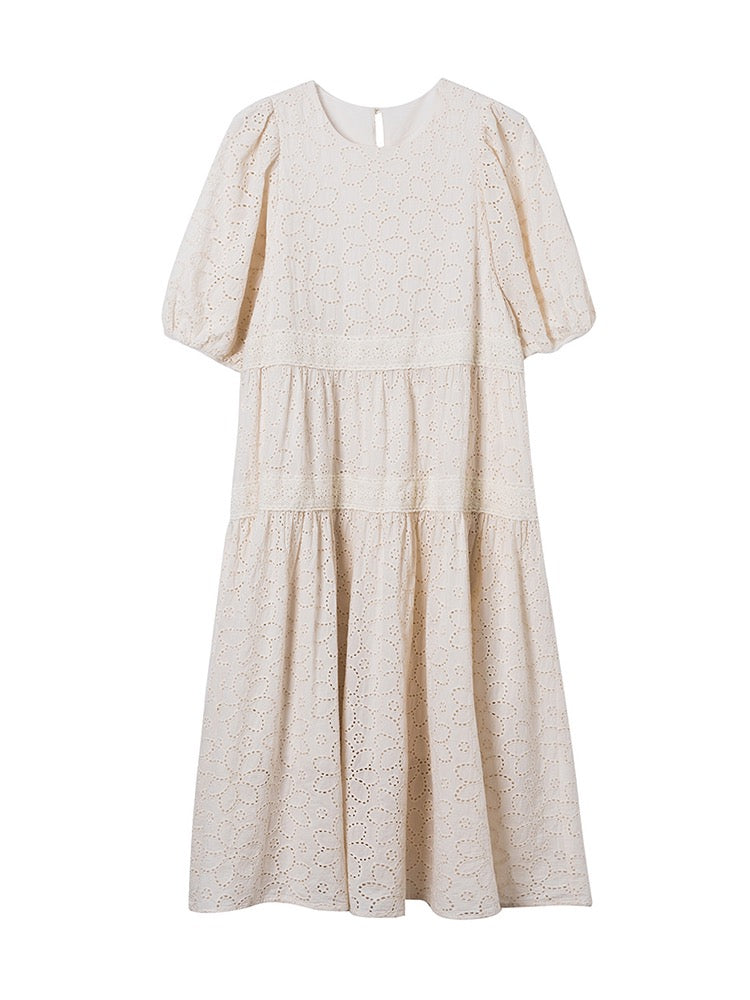 Ren Xiaoyi Lit e mode French beige embroidered design sense dress waist summer long fairy skirt