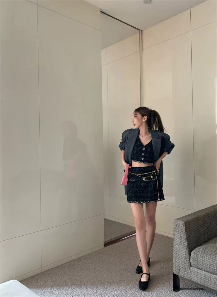 Xiaoxiang style retro plaid suit camisole short top female summer bag hip short skirt skirt two-piece set