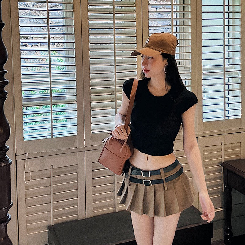 Spring and summer new pleated skirt pure desire hot girl waist miniskirt 2023 new all-match thin a-line skirt