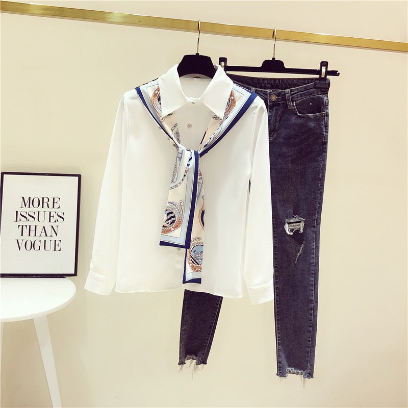 White shirt women's design sense niche 2022 early autumn new French chic high-quality streamer chiffon top trend