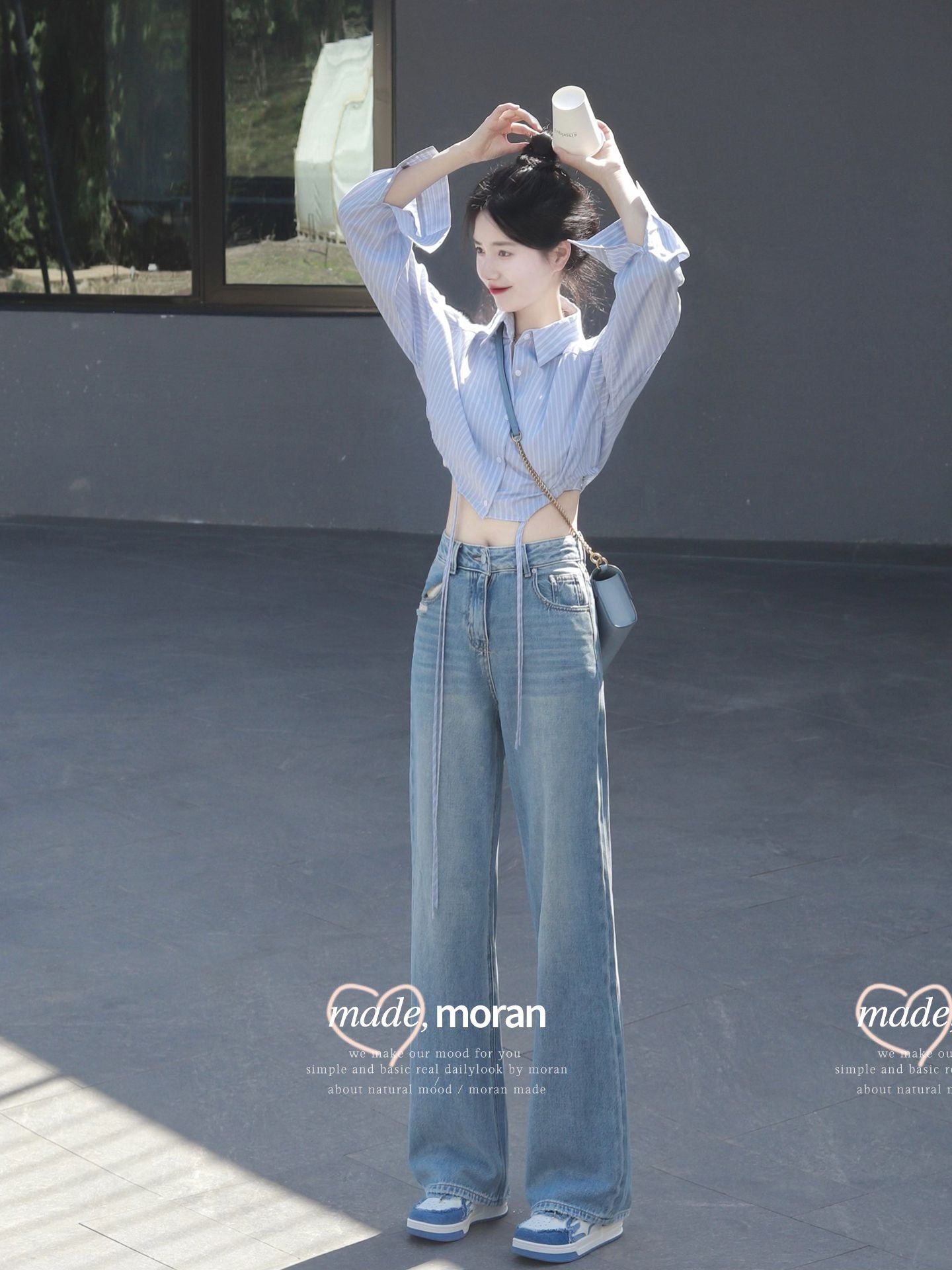 Short shirts with a sense of design, unique and chic French tops, pinched waist jeans, two-piece suits, spring and summer