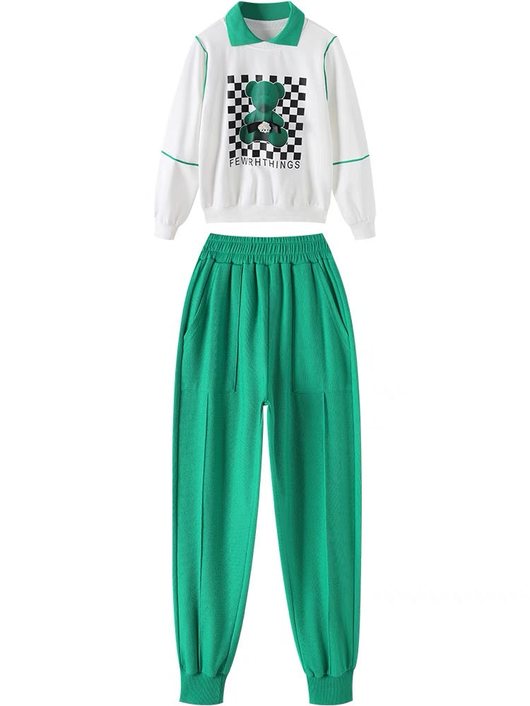 Autumn complete set with a complete set of women's 2022 new pants two-piece age-reducing European goods beautiful sweater suit