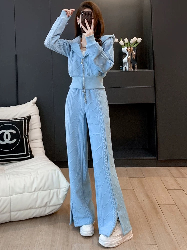 High-end fashion bomb street sports and leisure suit women's autumn 2022 new foreign style sweater explosion style temperament two-piece trend