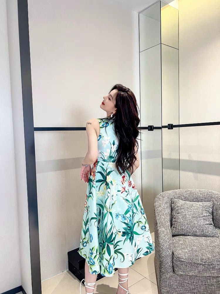 French pinch waist artistic dress women's summer new 2022 high-end light familiar printed diamond-studded skirt 1408