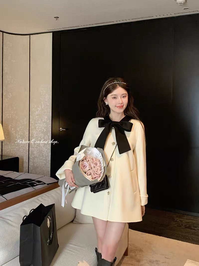Yang Xiaojuanquan wool rich family's daughter bow woolen coat women's winter clothing small double-sided woolen red coat