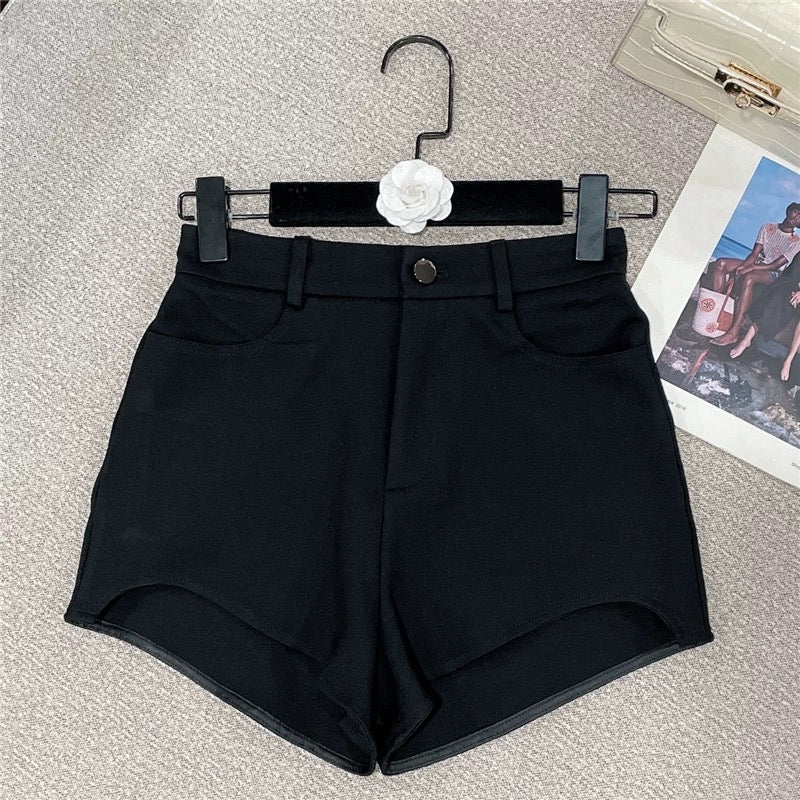 2022 summer new American sexy hot girl Western style all-match self-cultivation thin irregular high waist solid color hot pants women 1610