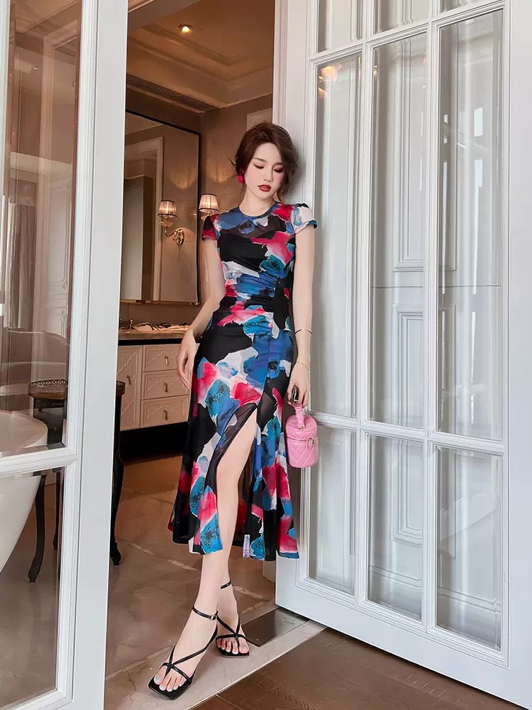 European station temperament waist-slit dress 1561