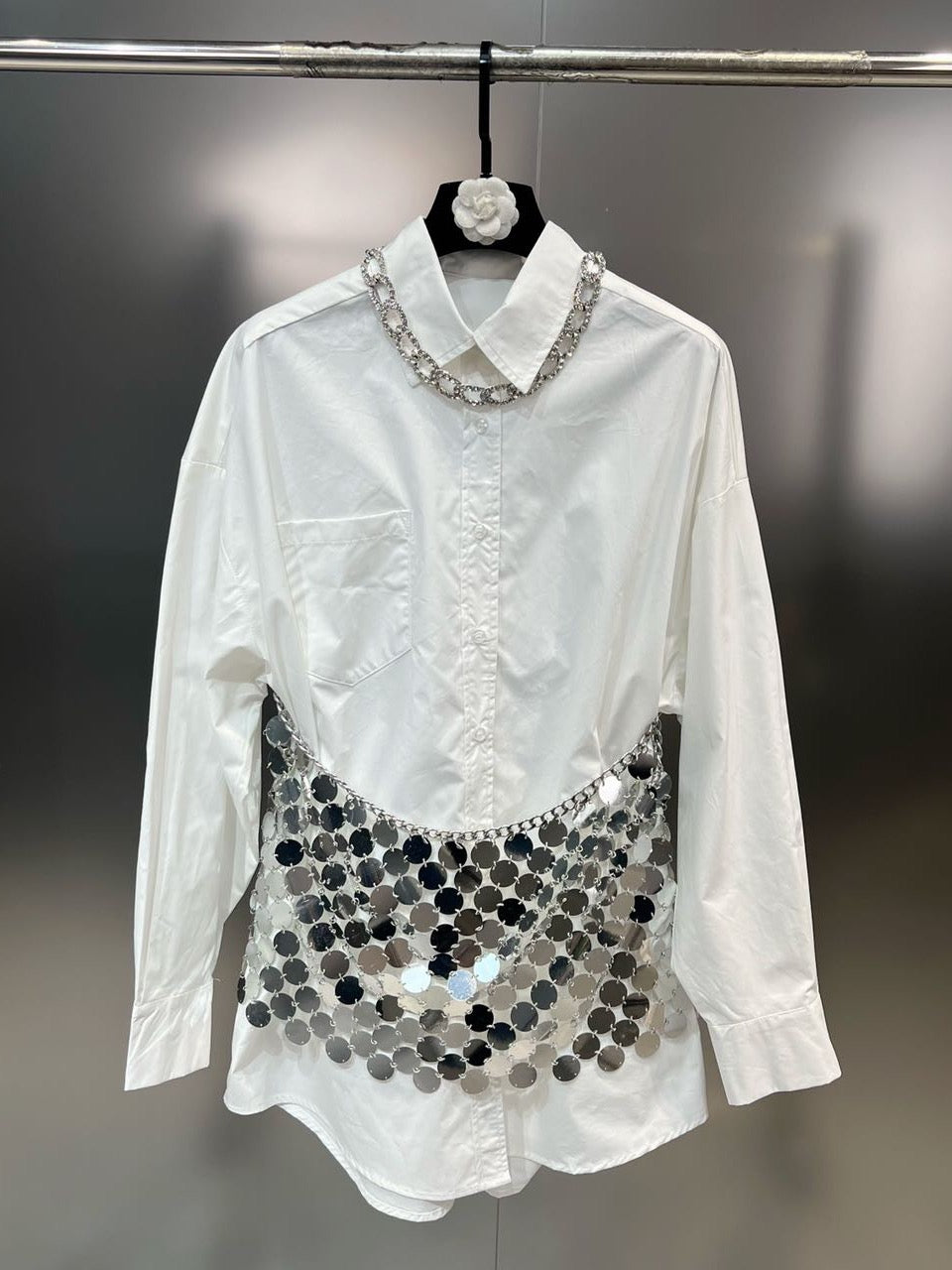 Yuzu MM 2023 spring and summer lapel long sleeves with chain necklace mid-length shirt with sequin skirt two-piece set