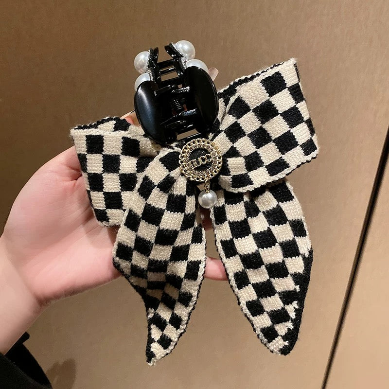 Black and white checkerboard plaid houndstooth back head hairpin female summer net red big catch clip fairy autumn and winter shark clip