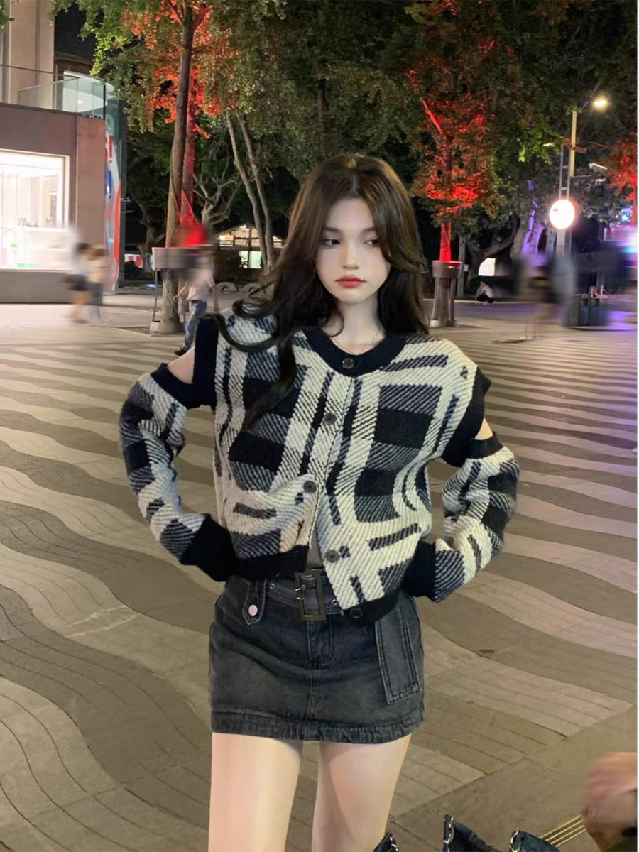 EUSKY IIWAN plaid contrasting color small fragrant style knitted cardigan sweater jacket women's spring new outer top (T380)