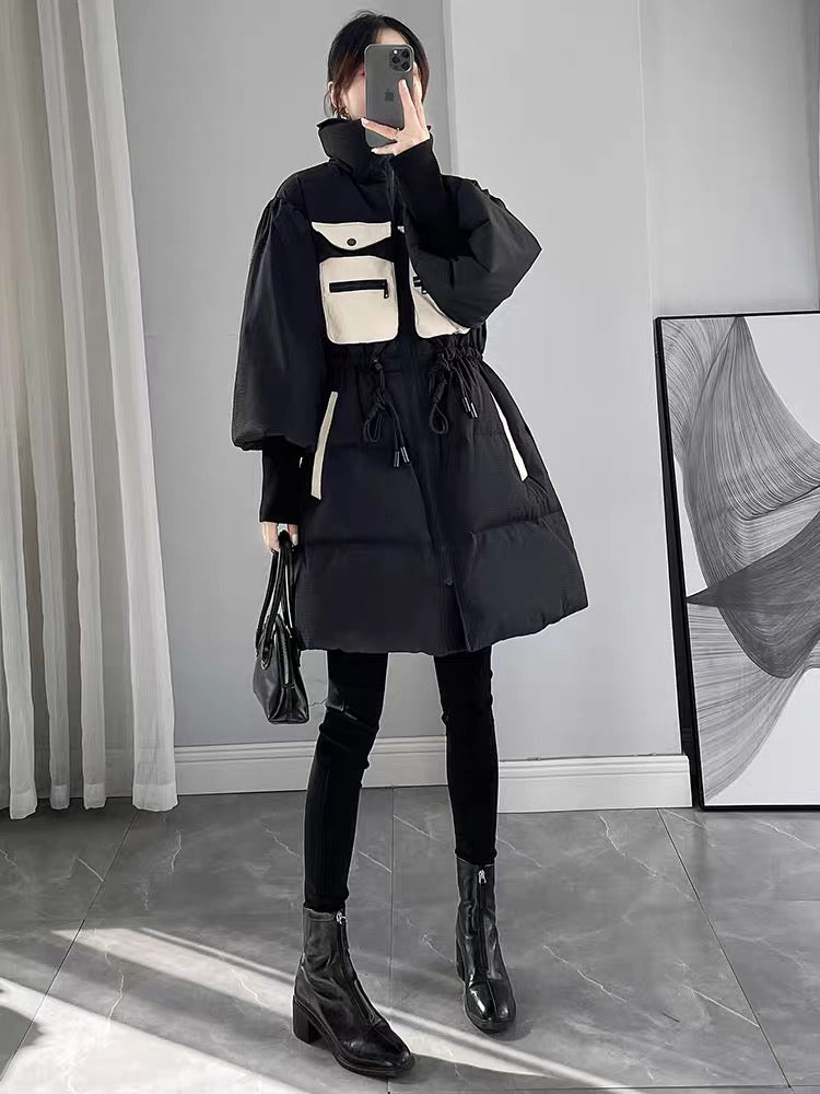 Black stand-up collar waist down jacket for women winter 2023 new design contrasting color mid-length 90 white duck down jacket