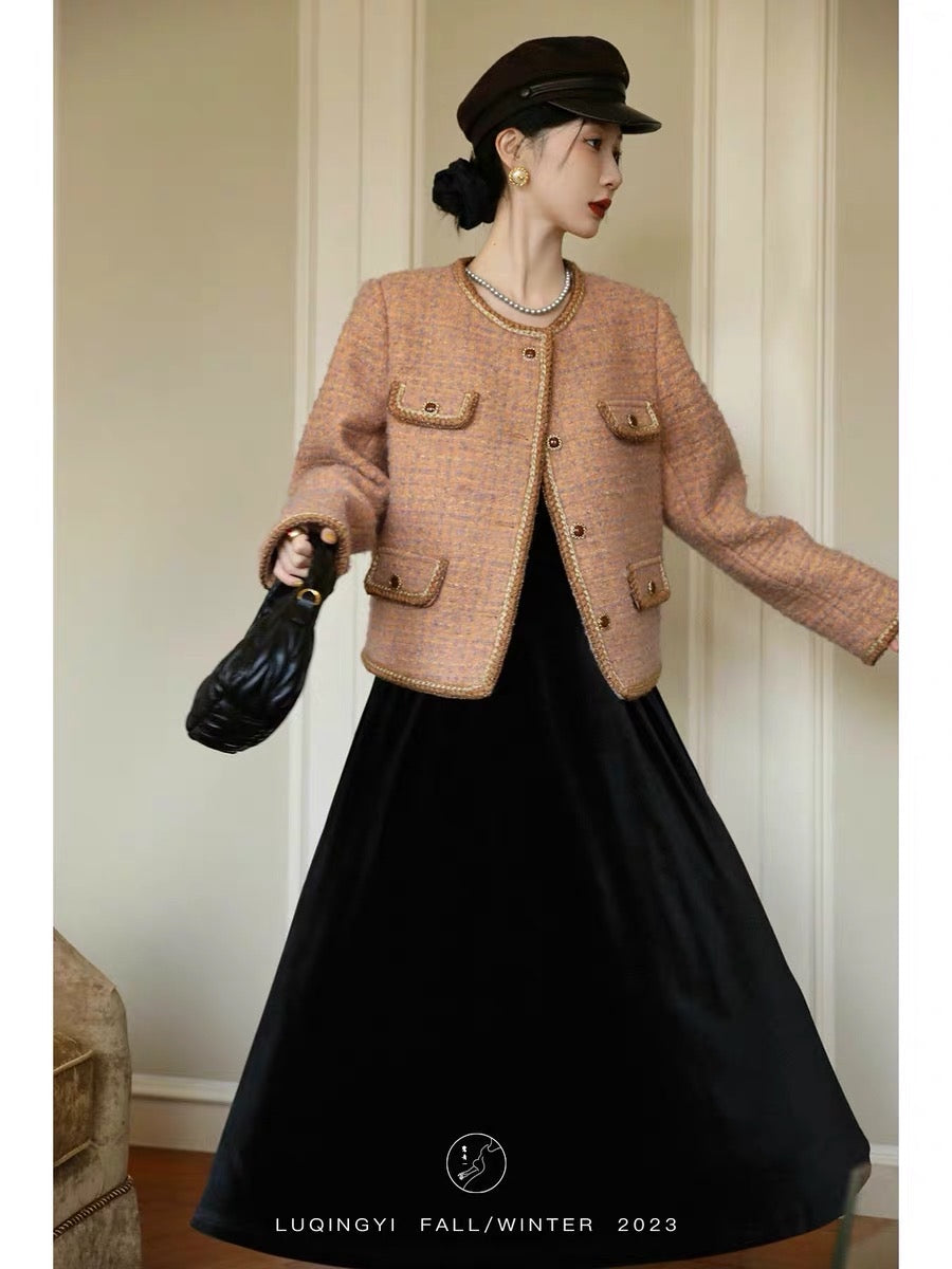 Lu Qingyi [Volume] French velvet dress women's summer black retro high-end drape suspender dress