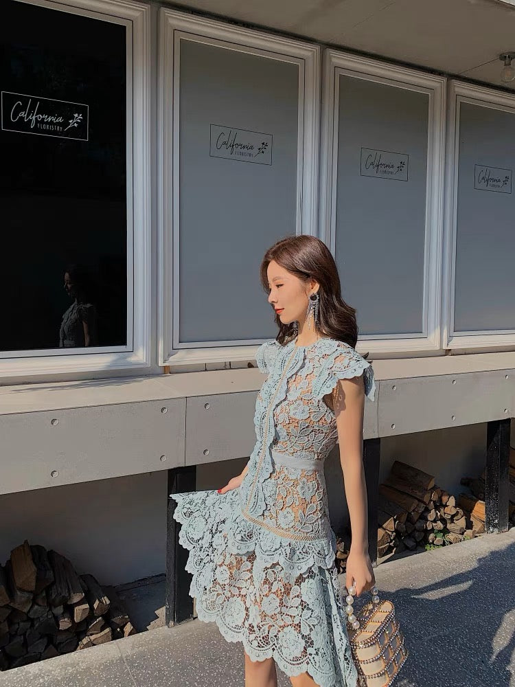 2023 Summer New Women's Heavy Lace Irregular Scalloped Skirt Feifei Sleeves Slim Fit Dress (D171)