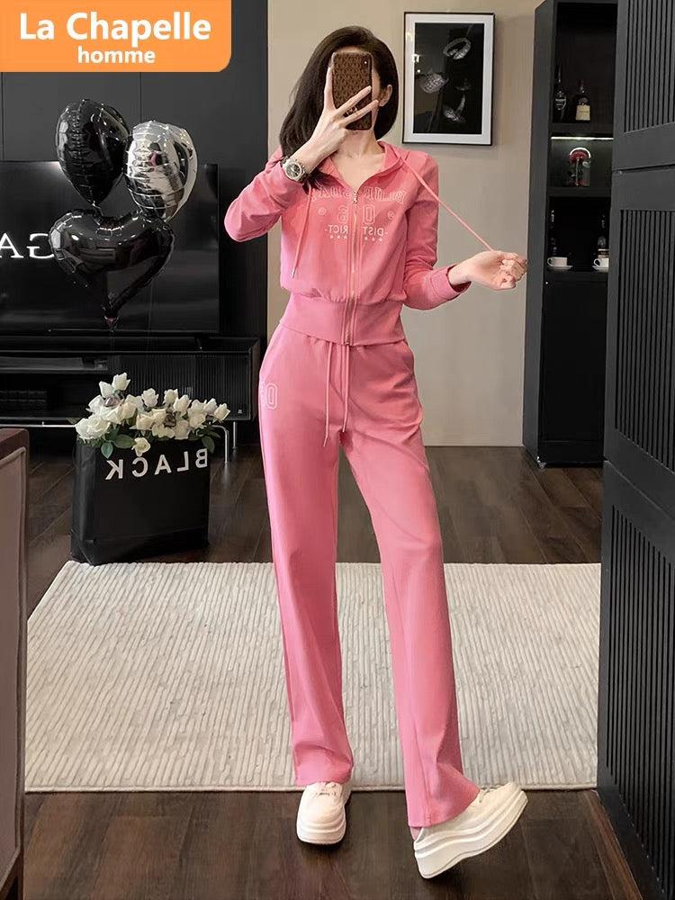 La Chapelle's temperament and age-reducing rose red casual suit for women in autumn 2023 new design sports two-piece set