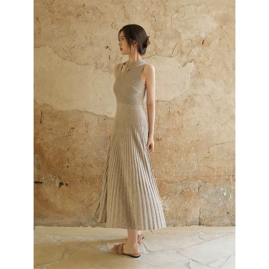 SerioLudere Eggboy is very lazy. Two-color waist slimming inner bottoming knitted skirt pleated long dress D436
