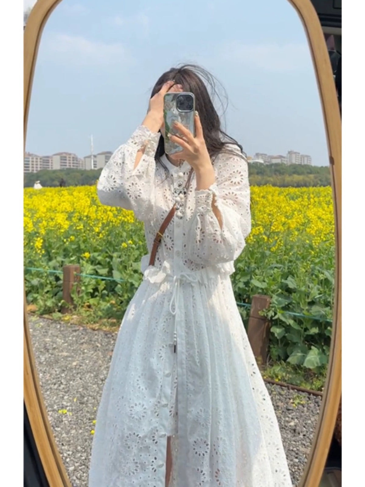 This year's popular beautiful suit skirt women 2024 new summer French hollow lace skirt shorts temperament two-piece suit