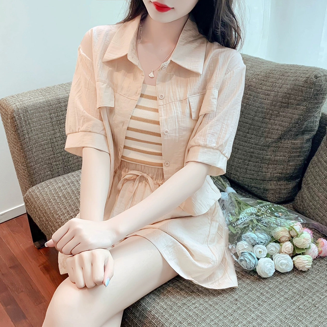 2024 summer new fashion sun protection shirt top shirt shorts stylish small casual suit female three-piece suit