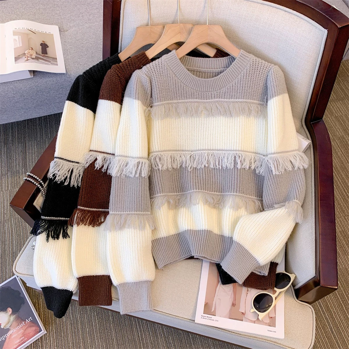Western style age-reducing American retro pullover round neck striped tassel contrast sweater outer top for women autumn and winter new style