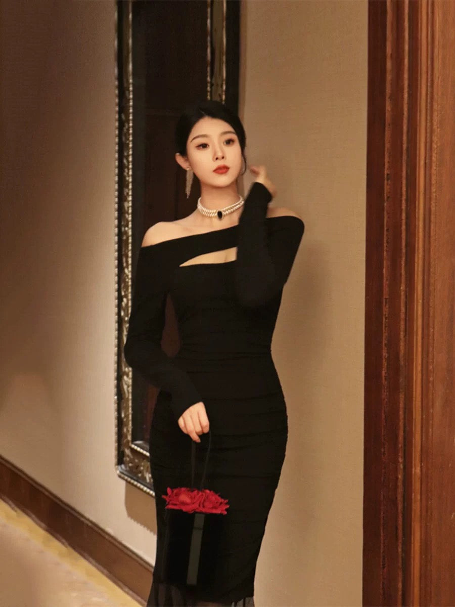 Thirteen and Little Black Knitted Dress Women's Autumn and Winter Sexy Hollow Mesh Spliced One-Shoulder Fishtail Skirt