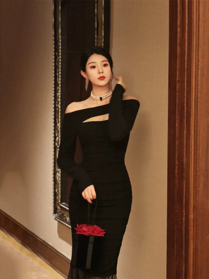 Thirteen and Little Black Knitted Dress Women's Autumn and Winter Sexy Hollow Mesh Spliced One-Shoulder Fishtail Skirt