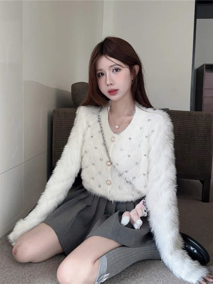 Chic beaded long-sleeved white sweater for women autumn pure desire plush knitted sweater single-breasted small cardigan short top (B4419)