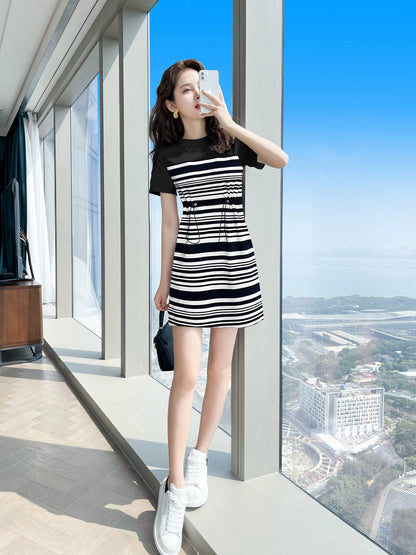 Small tall dress summer women's clothing 2024 new summer casual niche slim striped skirt women's summer