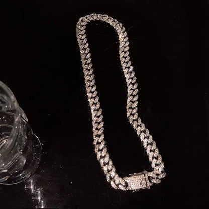 Full diamond personalized design necklace 2021 new women's hip-hop street punk clavicle chain European and American neck chain