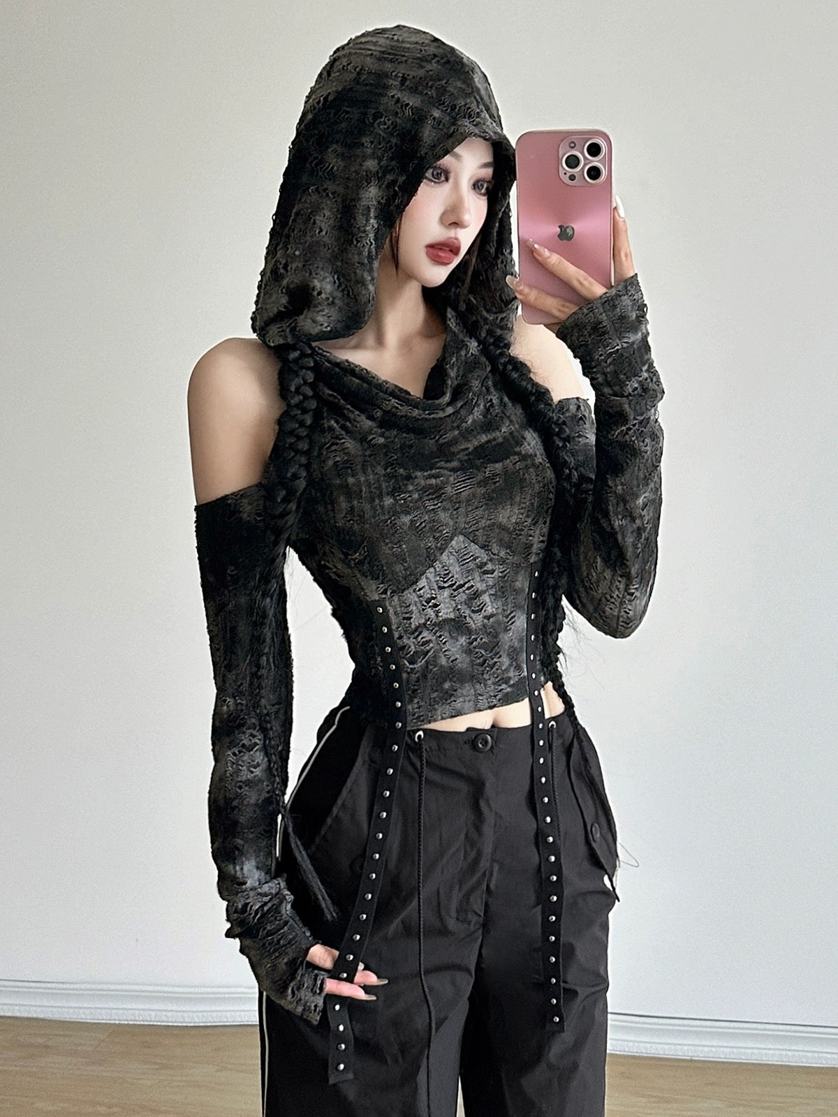 KLIOU apocalyptic wasteland style hand-made frayed hooded off-shoulder long-sleeved T-shirt women's slim high-waist personalized short top
