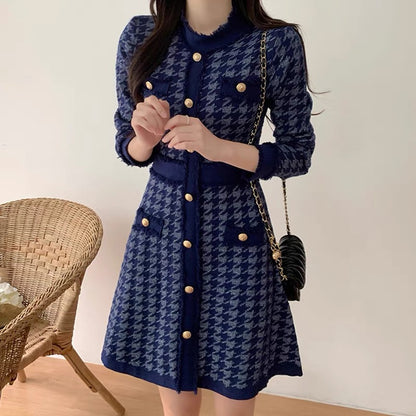 Korean chic autumn and winter style retro round neck contrasting houndstooth design waist long-sleeved A-line dress for women
