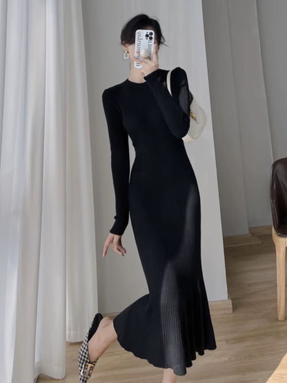 Elegant and temperamental knitted dress for women in autumn and winter, slim and slim fit with coat, over-the-knee ruffled sweater skirt