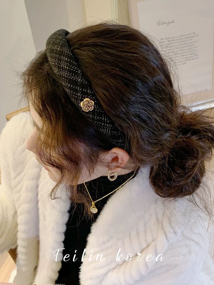 Camellia Xiaoxiangfeng hairpin headband 2023 Internet celebrity new headwear hair bundle autumn and winter high skull headband women's style