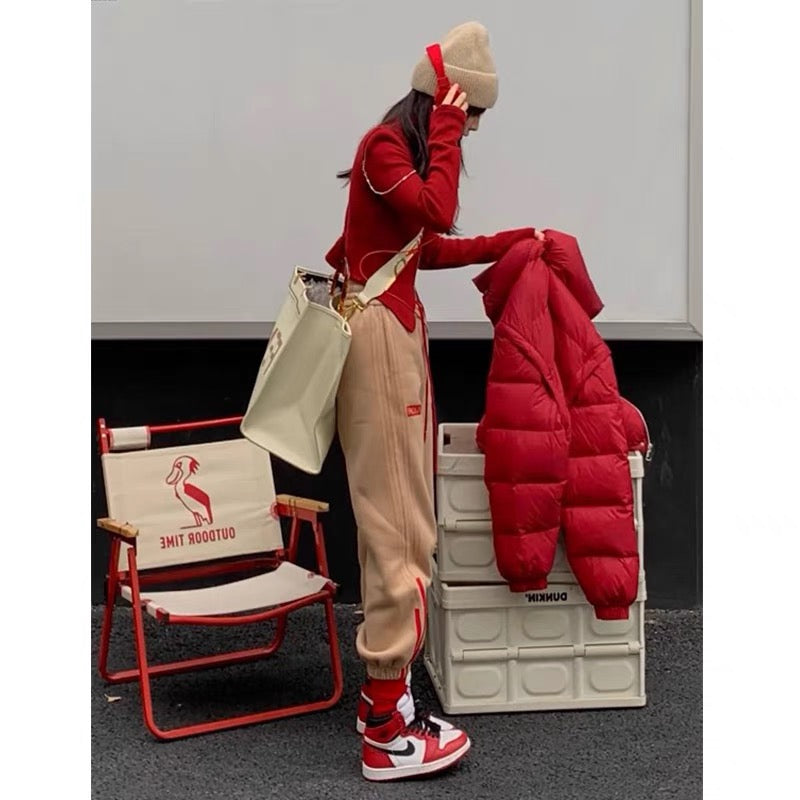 Red sports casual suit for women in autumn and winter New Year clothes, high-end fashionable velvet sweatshirt and leggings pants two-piece set
