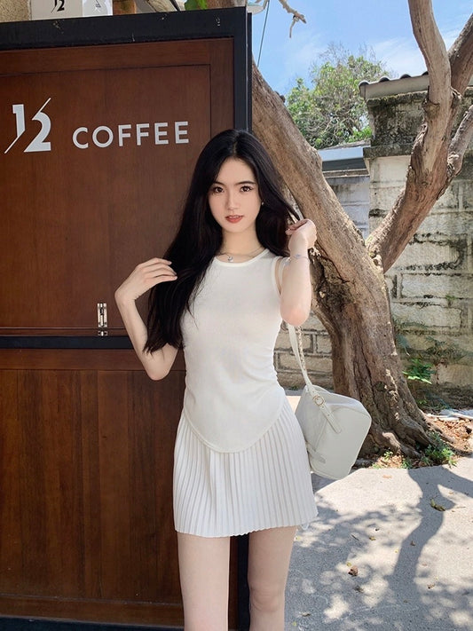 famouswang2023 summer new design sense niche pure school waist vest pleated skirt suit female