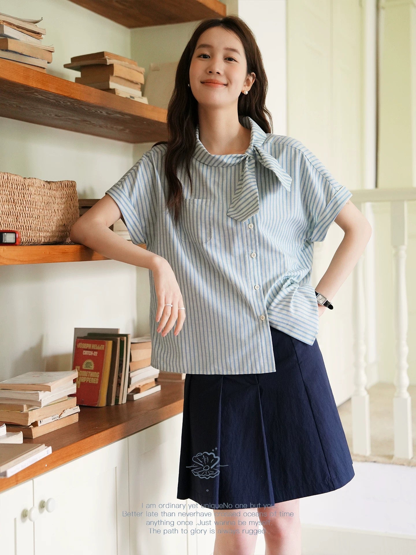Nov elist Retro Asymmetrical Bow Tie Blouse Summer New Style Striped Shirt for Women with Slanted Placket Design