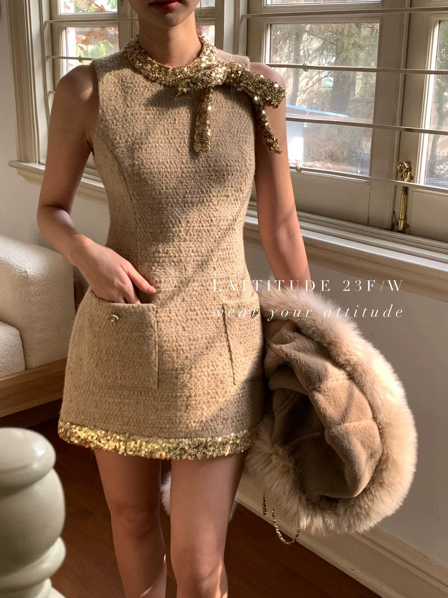 LATTITUDE/Yang Xiaolu sparkling gold dress tweed trimmed straight woolen dress