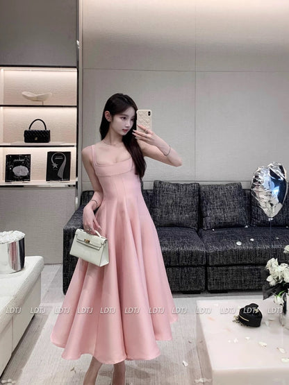 LDTJ Haute Couture 23 Autumn and Winter Xindi or French Retro Hepburn Square Neck Waist Slim Dress Suspender Dress for Women