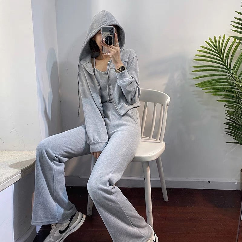 Casual sportswear suit for women 2023 early spring high-end street hooded sweatshirt Internet celebrity temperament royal sister two-piece set