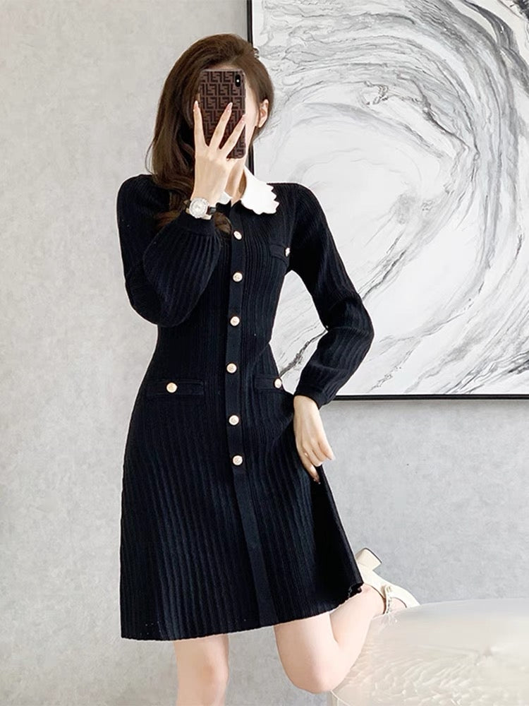 High-end retro burgundy baby doll collar dress for women, autumn and winter French tea break waist slimming knitted skirt D7796