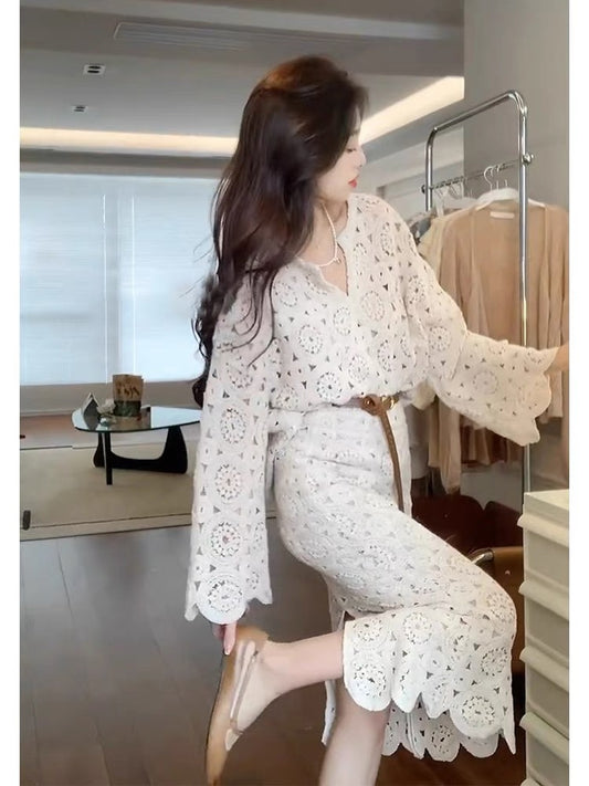 2023 Spring and Summer New Internet Celebrity Small Fragrance Style Suit for Women High-end Fashion Street Lace Top and Skirt Two-piece Set