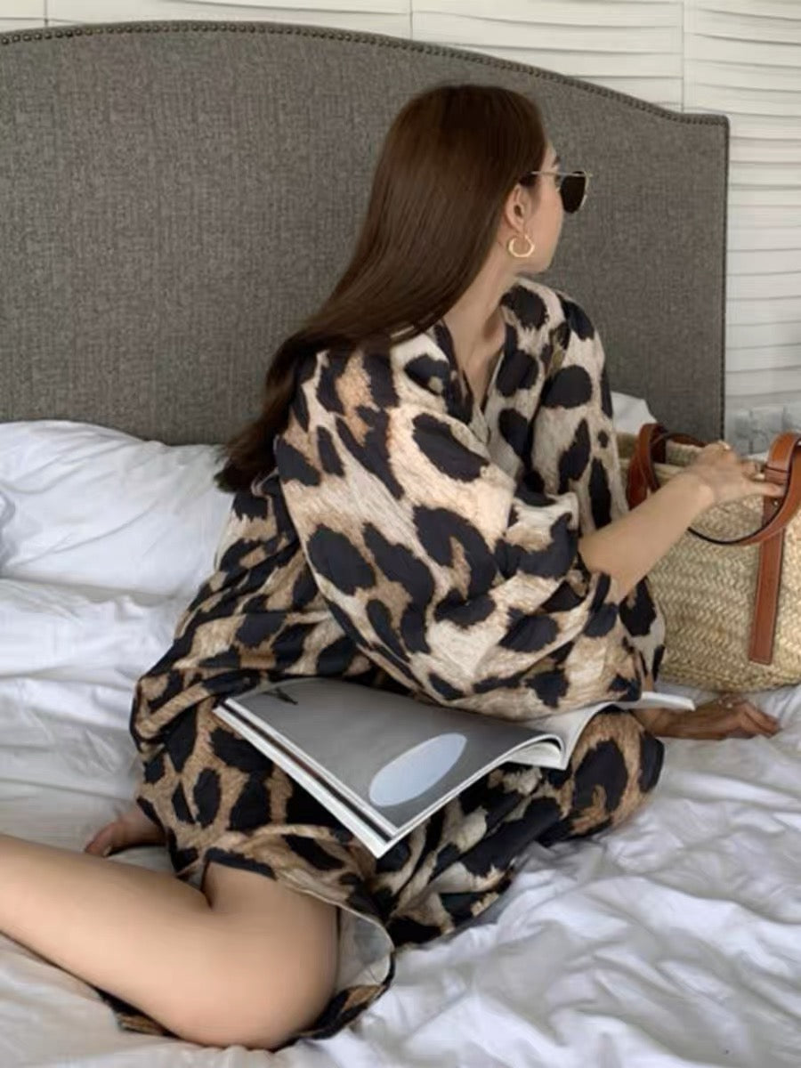 Spring and summer 2023 new style women's chic design high-end niche temperament French retro leopard print thin dress