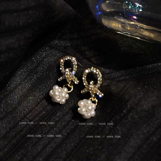 Pearl earrings, temperament and high-end, Korean internet celebrity earrings 2023 new trendy, fashionable, simple, compact earrings for women